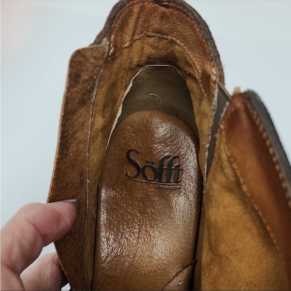 Söfft Wera Beautiful Brown Distressed Leather Ankle Boots w/ Heel. 8 - Picture 6 of 7